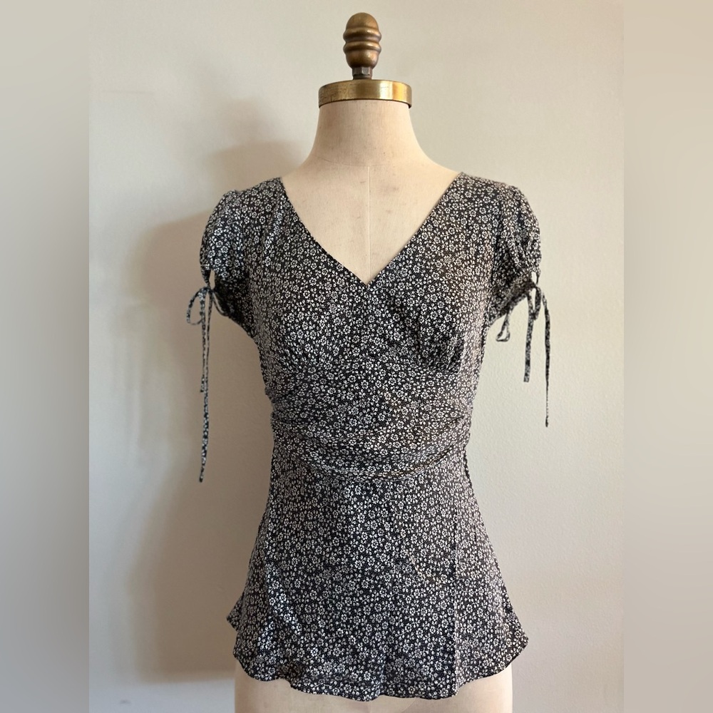 Express Black & White Floral Silk Blouse - Size XS